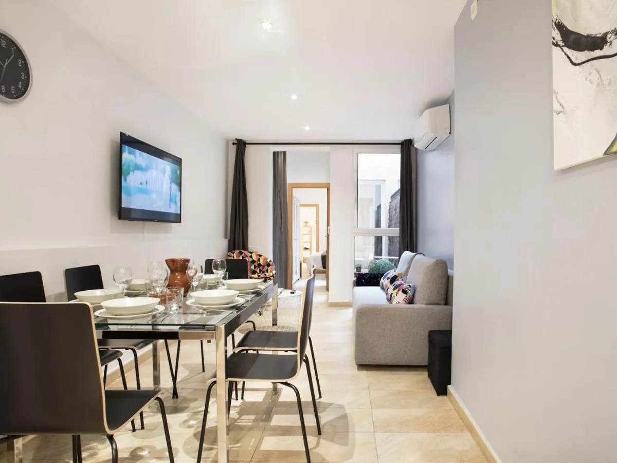 Duplex Sagrada Familia 1 Apartment Barcelona
