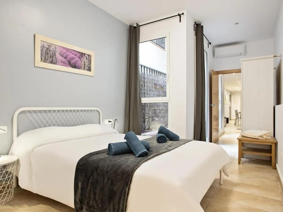 Duplex Sagrada Familia 1 Apartment Barcelona